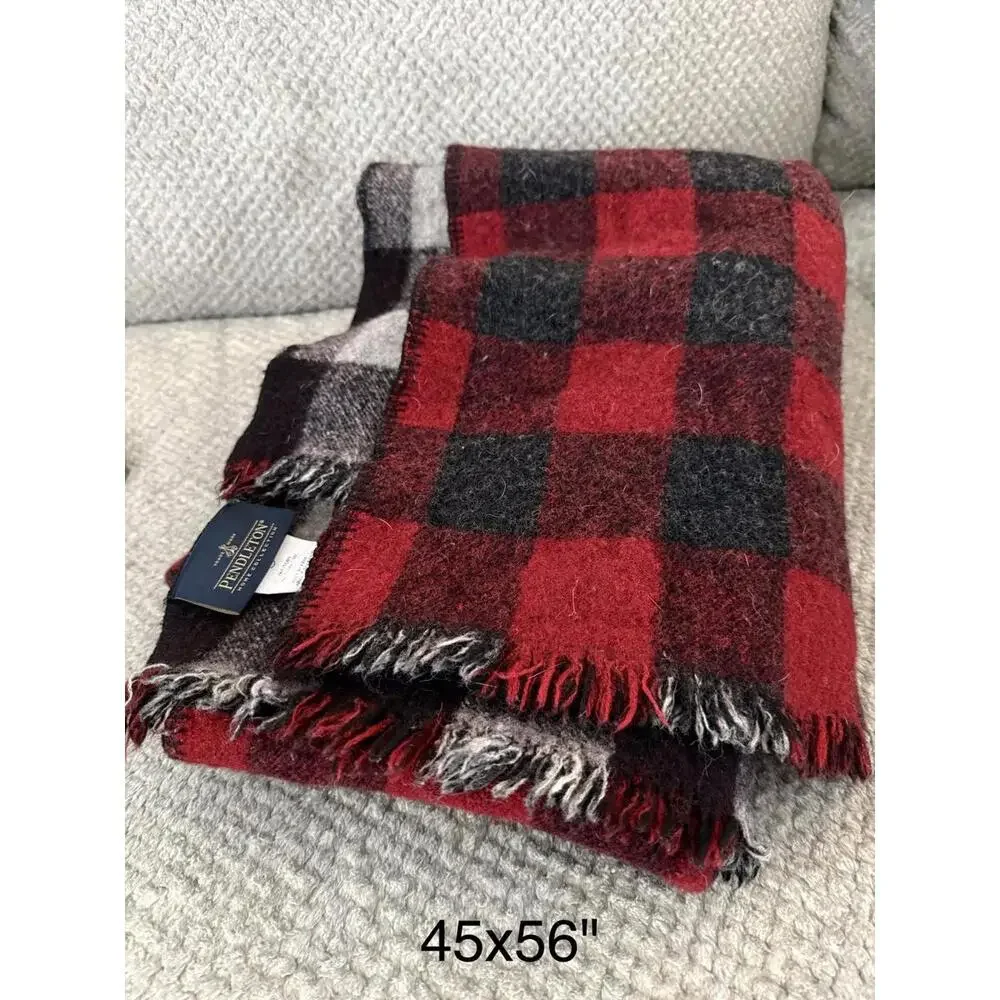 Pendleton Wool Buffalo Plaid Throw Blanket 45x56 Red Black Reversible Fringe EUC